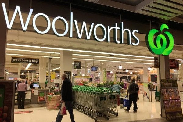 Woolworths摊上大事！超市货车司机一个不小心，致公司惹上官非，或被重罚$150万！（组图） - 1