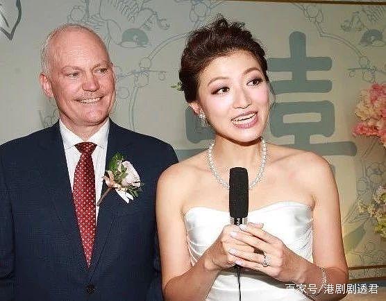 85后中国美女明星嫁澳洲五旬白人大叔！家里人气炸了，如今产下混血儿，大秀幸福！（组图） - 5