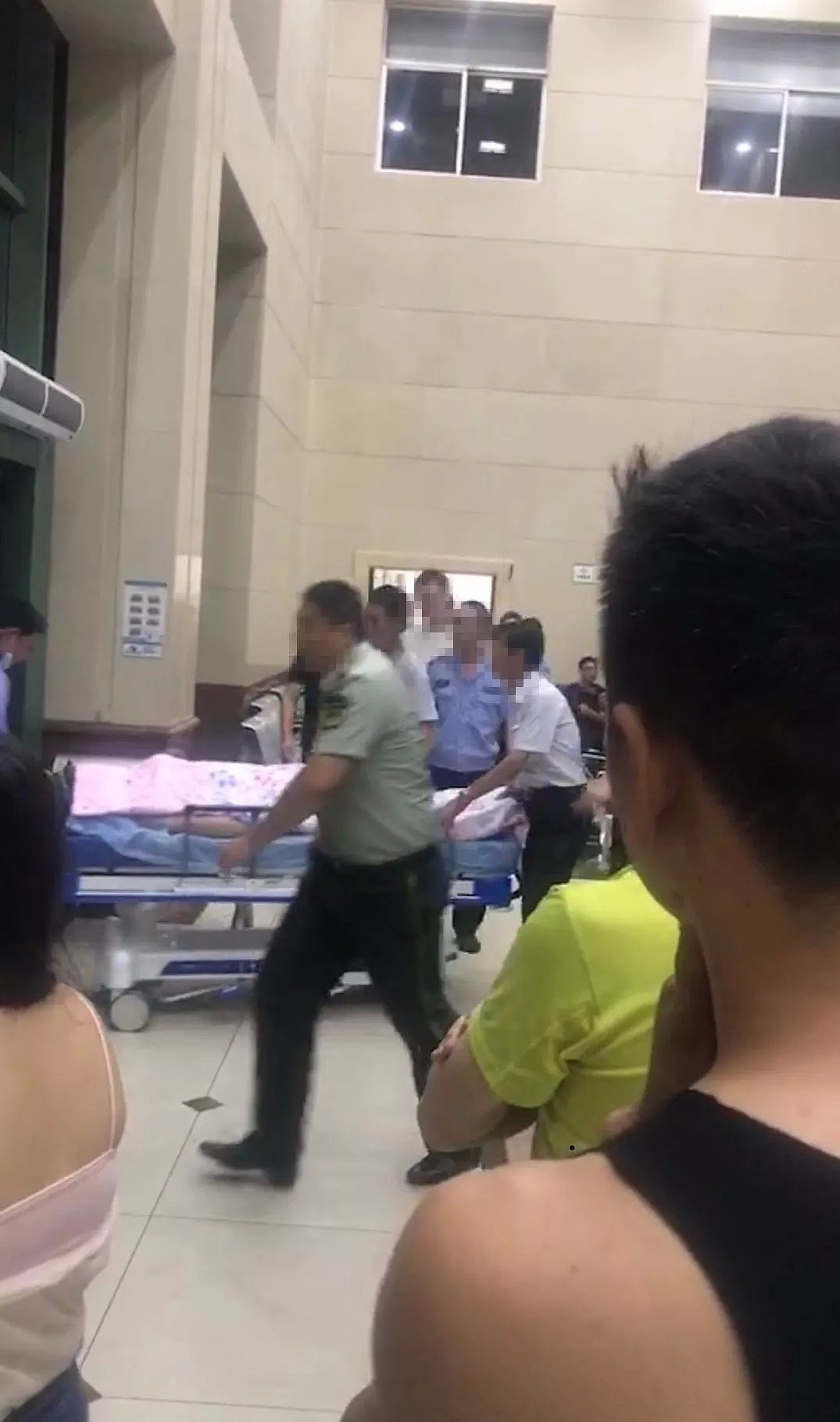 抖音网红疑出轨被前男友割喉身亡！男方神似霍建华，家庭条件差遭嫌（视频/组图） - 9