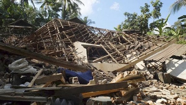 印尼7级地震致82人死亡！澳男亲历恐怖灾难，将死之时，他竟做了这样一件事...（视频/组图） - 5