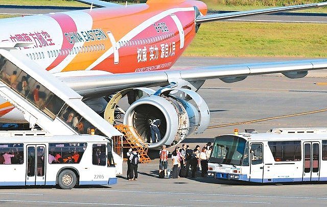 外籍航空更名台湾祭出反制：“去台添中”者不准用空桥（图） - 1