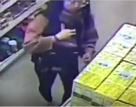北大女生出国游学偷东西！在华人超市被抓，面不改色：“我就是想偷！”带队老师：她就是粗心大意（视频/组图） - 2