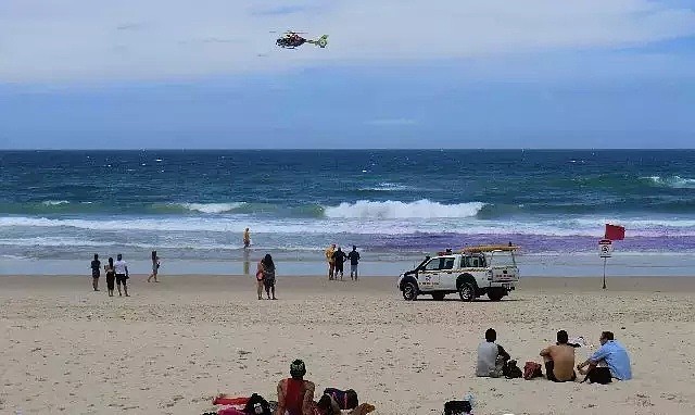 恐怖！澳洲小男孩在岸边玩耍，突然被“无形大手”拉进深海消失不见！看到这个东西千万不要犹豫！（视频组图） - 7