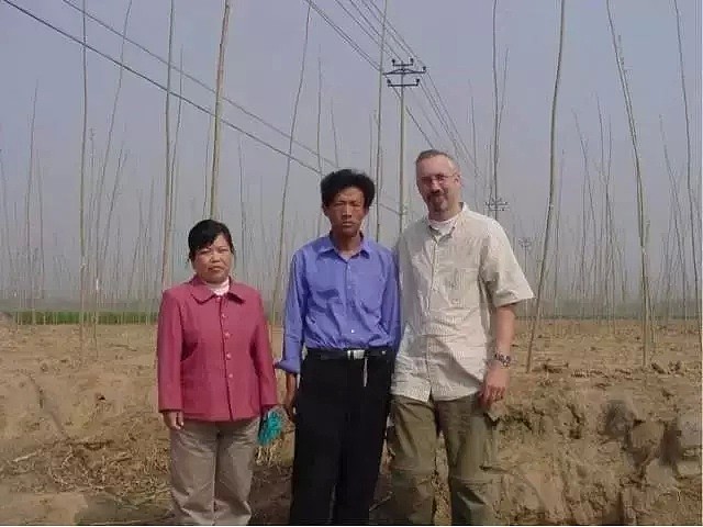 他是4000名孩子的“洋爸爸”，30年建中国最大外资孤儿院，感动！（组图） - 36
