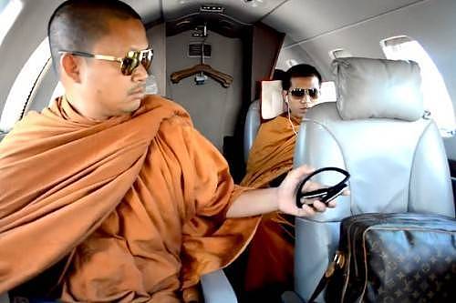 泰国和尚炫富被判114年 僧侣常被发现炫富、腐败、谋杀虐待儿童（组图） - 3