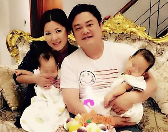 香港玉女嫁丑男，4年人工受孕20次，年近50生下双胞胎
