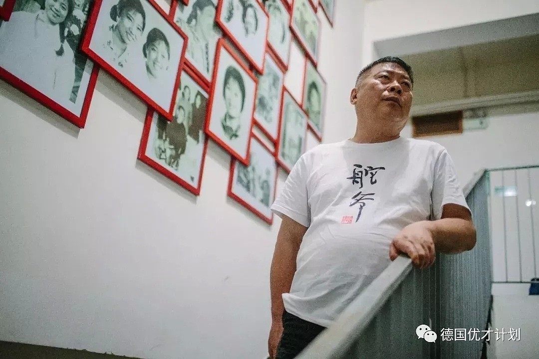 他是普通的中国乡村教师，酝酿36年，不惜和整个国家为敌，竟只为帮母亲报仇！（组图） - 30