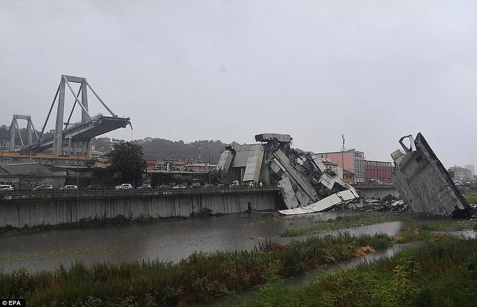 惨！意大利高架桥坍塌30多车坠地！已致 35人死亡，尸骨遍野车身碾碎（组图） - 4