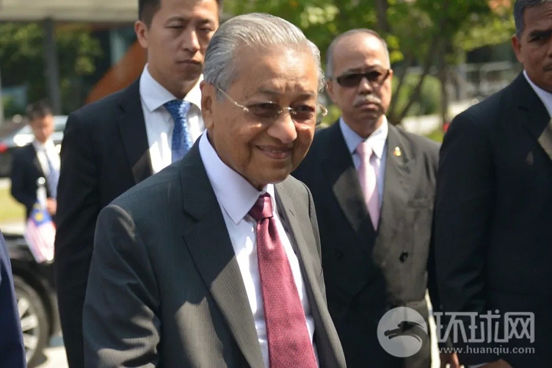 93岁马来西亚总理马哈蒂尔访华 直奔主题先见了他？（组图） - 4