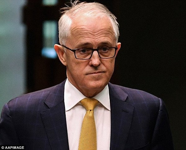 4F35E70E00000578-6075759-Prime_Minister_Malcolm_Turnbull_is_hosting_a_crisis_meeting_at_t-a-7_1534685662568.jpg,0