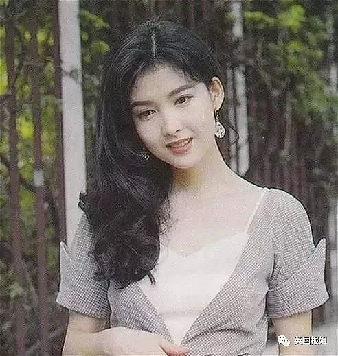 今天被周慧敏刷屏了！51岁“少女”人生简直开挂（组图） - 5