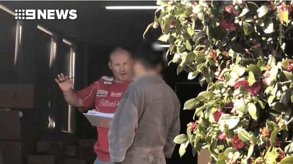 悉尼华人区“雌雄大盗”被捕！房中搜出4000罐配方奶粉、大量维生素及$21.5万现金！（组图/视频） - 1
