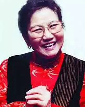 中国第一位喜剧之王，丈夫惨死、女儿脑瘫，她用悲剧人生，为我们带来十几年的欢声笑语（组图） - 3