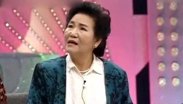 中国第一位喜剧之王，丈夫惨死、女儿脑瘫，她用悲剧人生，为我们带来十几年的欢声笑语（组图） - 14