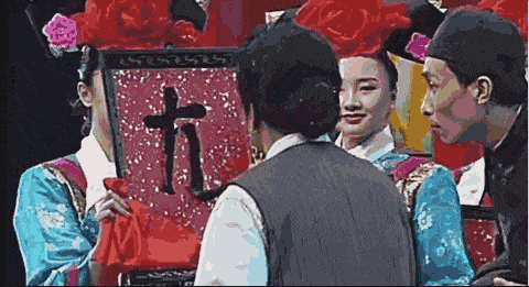 中国第一位喜剧之王，丈夫惨死、女儿脑瘫，她用悲剧人生，为我们带来十几年的欢声笑语（组图） - 16