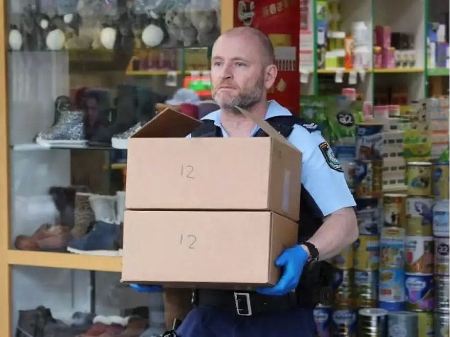 堪比贩毒！中国女子在澳涉偷4000罐奶粉被抓，温哥华亚裔男曾招人偷了几万罐…（组图） - 9