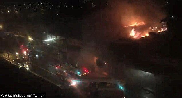 墨尔本超市凌晨发生大火，后果很严重！出动超50名消防员，部分路段被封！（视频/组图） - 5