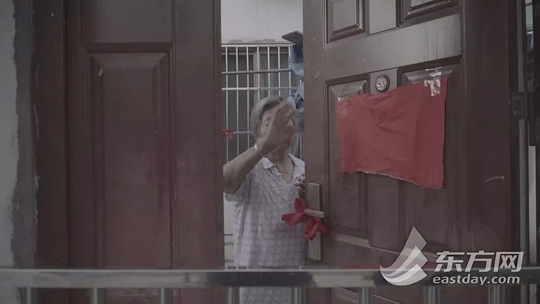 遛狗引发的悲剧：上海大学生遛狗不栓绳引发冲突打死校友父亲（组图） - 4