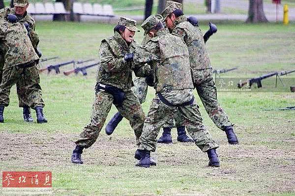 孕妇军装了解一下！日本自卫队“挖空心思”征召女性