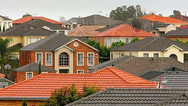 悉尼房价遭遇9年来最大跌幅！澳房市低迷期或为史上最长、影响最深的一次！“大批投资者抛售”（组图） - 4