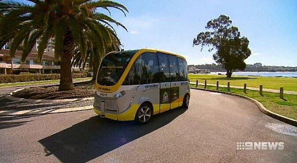 全球首发！无人驾驶公交车在澳进行道路测试 已安全接送百名乘客（组图） - 3