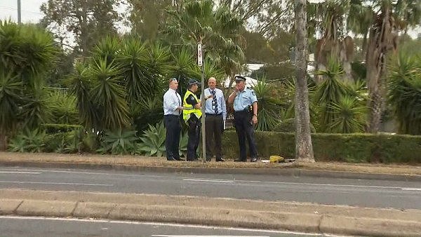 无法无天！澳洲teenager驾车拖行警员 警方：肇事车辆还是偷来的！（组图） - 1