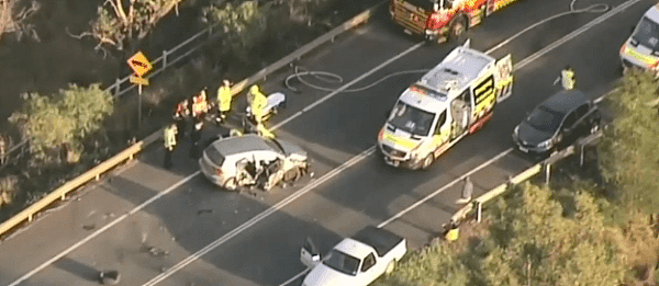悉尼西区发生4车相撞事故！多名司机和乘客受伤，相关路段已被双向关闭！（组图） - 2