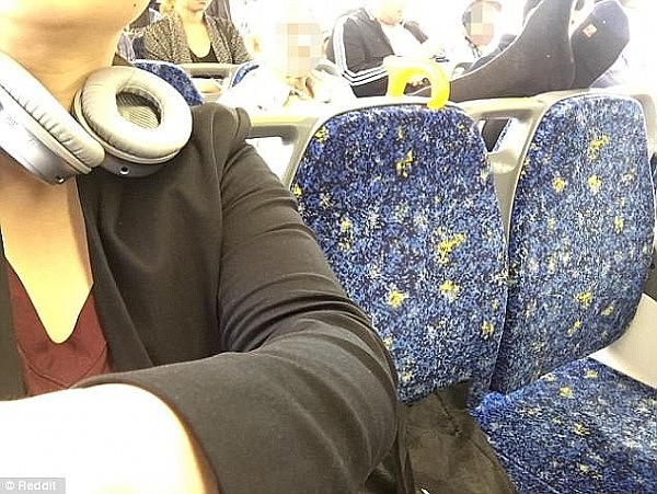 走了“翘脚大爷”，又来个“躺座女”悉尼城铁下班高峰期，年轻女独趴3座位（组图） - 4