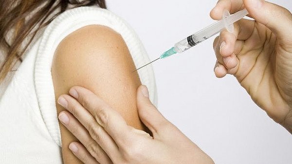 flu-vaccination-shot.jpg_ucstf.edu_image_0.jpg,0
