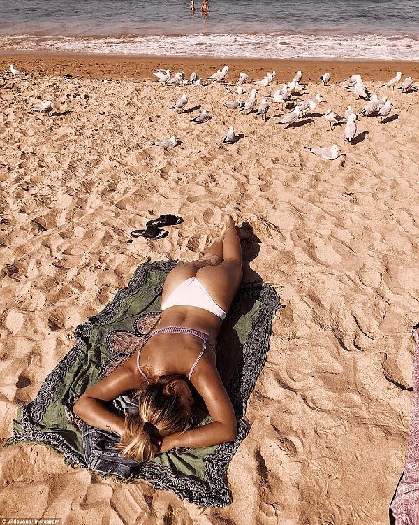 气温飙升至40度，澳洲各地海滩被挤爆！火辣“热”图来一波（组图） - 5