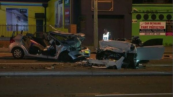 惊！悉尼昨晚发生4车追尾事故，车辆严重受损！5人受伤，一人重伤（组图） - 2