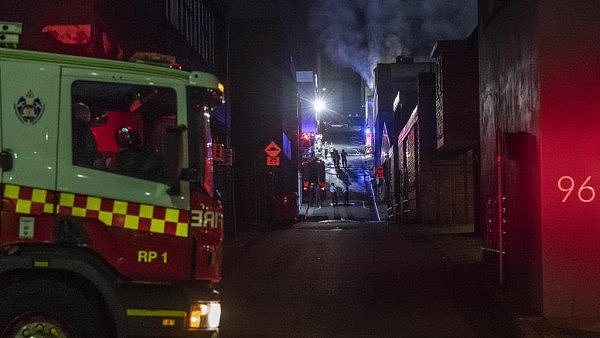 恐怖！悉尼昨夜发生严重火灾！亚洲餐厅惨被烧毁！今晨火势竟再次燃起（组图） - 2