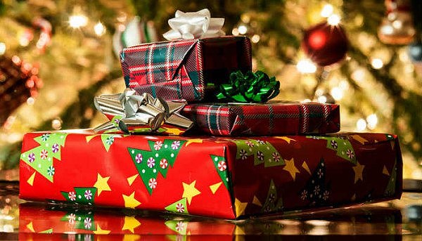 christmas-gifts-presents.jpg,0