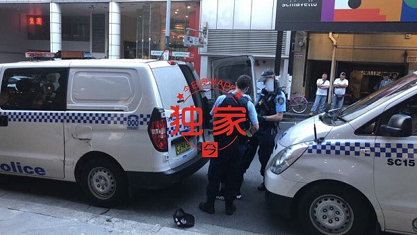 直击！便衣警察在悉尼唐人街抓人！多名疑似华人男女被捕，车里大量现金（组图） - 4