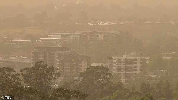 注意！沙尘暴来袭！悉尼将被“沙墙”淹没，待在室外或呼吸困难！（组图/视频） - 1