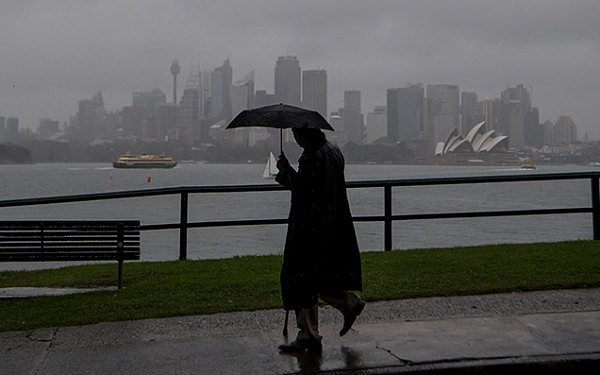 sydney-rain.jpg,0