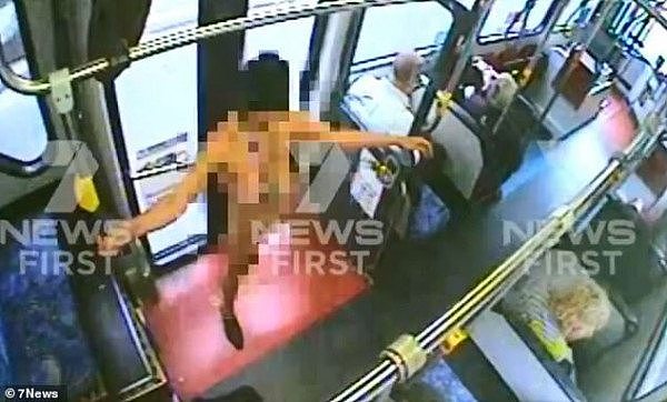 7500640-6501963-The_bizarre_incident_was_captured_on_the_bus_CCTV_and_shows_the_-a-4_1545001699046.jpg,0