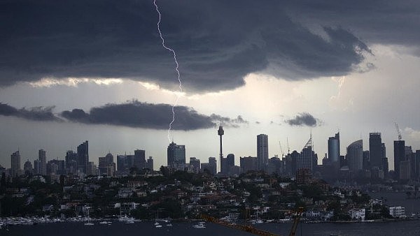 悉尼遭受近20年来最严重雹灾！经济损失高达数千万，近万辆汽车受损！（组图/视频） - 9