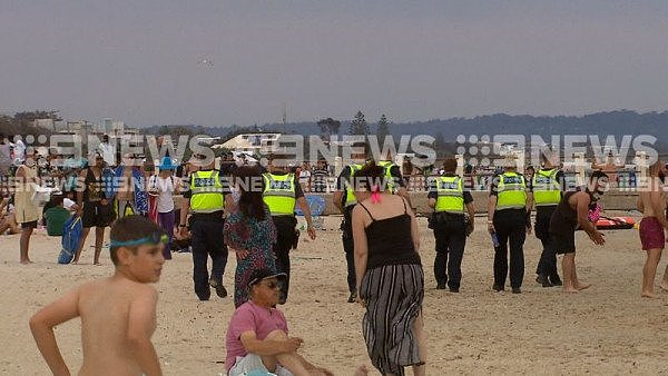 墨尔本另一海滩发生暴力事件！多人受伤 警方将派出双倍警力巡逻（图） - 4