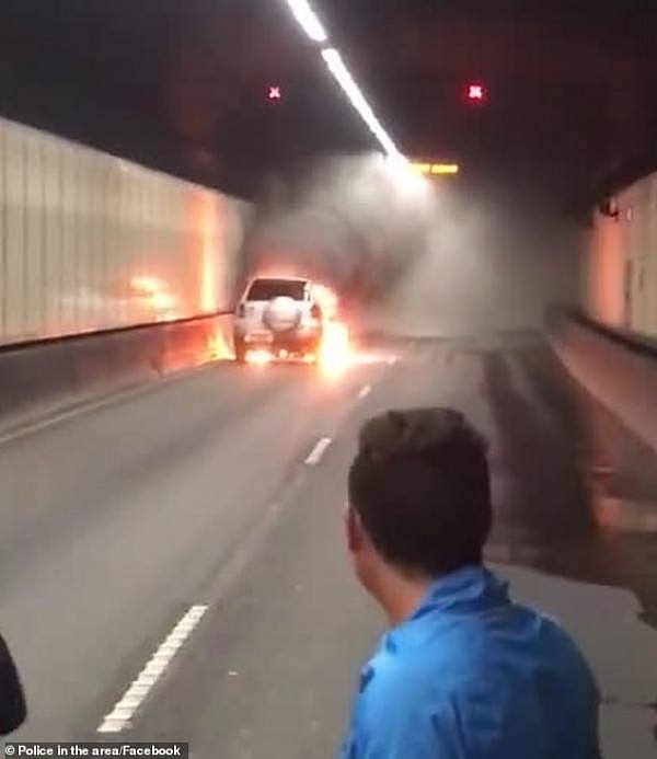 恐怖！悉尼M5隧道内车辆爆炸起火！除夕夜大量司机被困（视频/组图） - 2