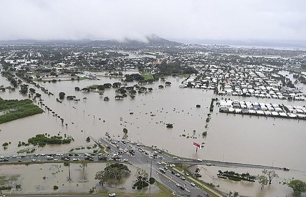 上千幢房屋严重受损，大量牲畜死亡！昆州洪灾已造成上亿澳元经济损失（视频/组图） - 3