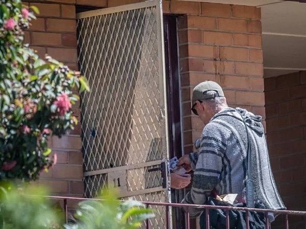 澳洲警方捣毁公共住房内“毒窝” 缴获毒品并抓捕4名涉案人员（组图） - 5