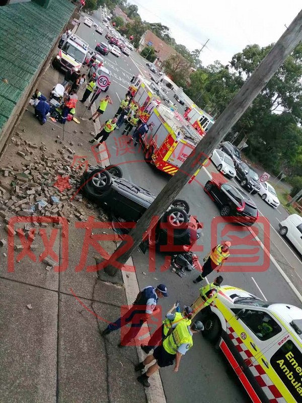 震惊！澳洲一华人区汽车撞破停车场跌下楼！女司机紧急送院（视频/组图） - 8