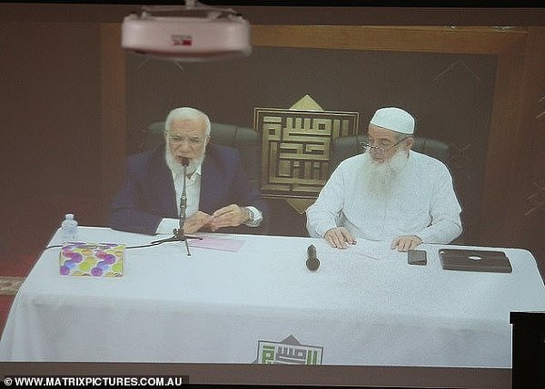 恐怖袭击=喜剧表演？穆斯林领袖在悉尼清真寺布道 争议言论引人关注（视频/组图） - 1