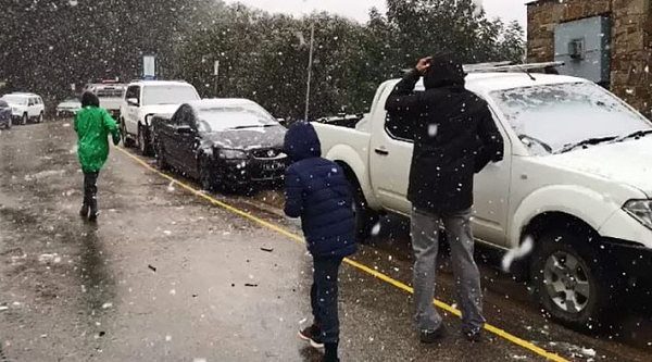 寒风中瑟瑟发抖，维州部分地区出现降雪！迎最冷三月天（组图） - 3