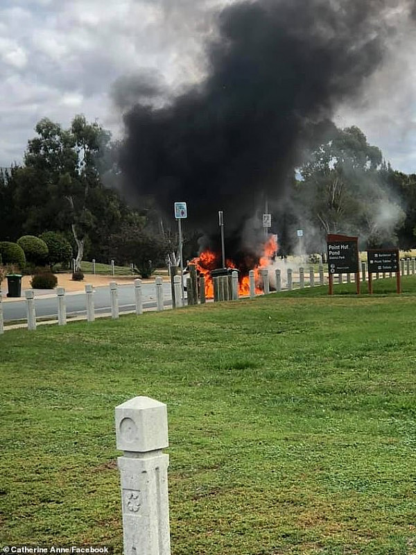 惊魂一刻！SUV在澳洲街头被烧成废铁 两名幼童险遭不测（视频/组图） - 4