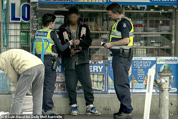 毒贩公然在澳洲毒品注射室贩卖毒品！警方对此无能为力（图） - 8