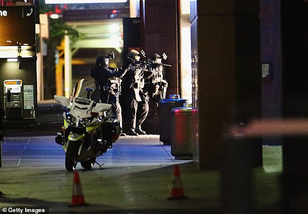 悉尼Lindt咖啡馆袭击案首席狙击手起诉警方！“他们本不应该死！”（组图） - 4