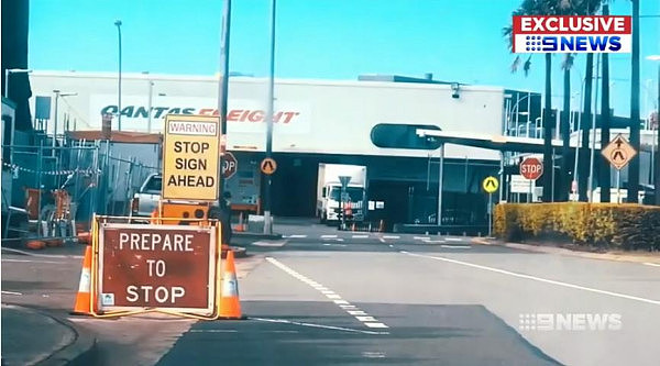 悉尼机场破了一个大洞，半年还没修！（图） - 4