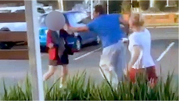 墨尔本男子在麦当劳停车场殴打女学生，竟是因为这个原因......（组图） - 2